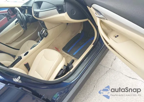 2015 BMW X1 xDrive28I из США, поврежденный, VIN WBAVL1C50FVY36247